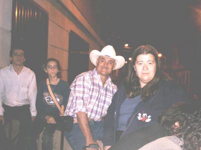 VIENDO LOS TOROS EN LA CALLE